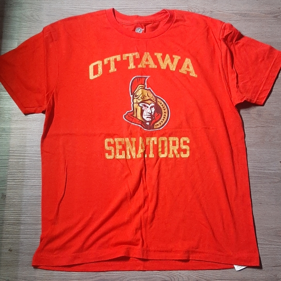 NHL Ottawa Senators Tee Shirt  - Medium - Picture 1 of 3